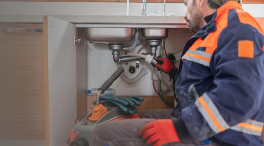 Expert burst pipe repair services in Fort Gratiot, MI